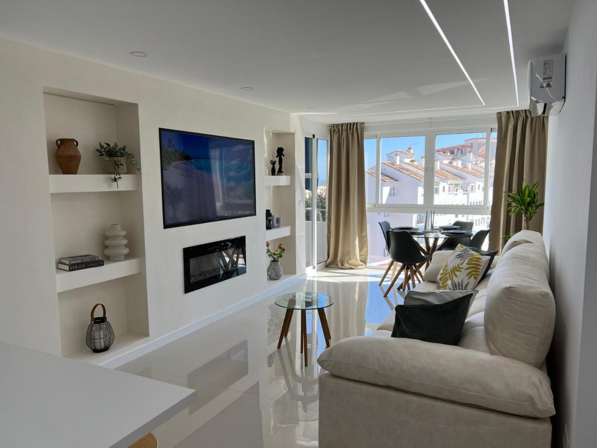 Luxury Bonanza Apartment Benalmadena Bagian luar foto