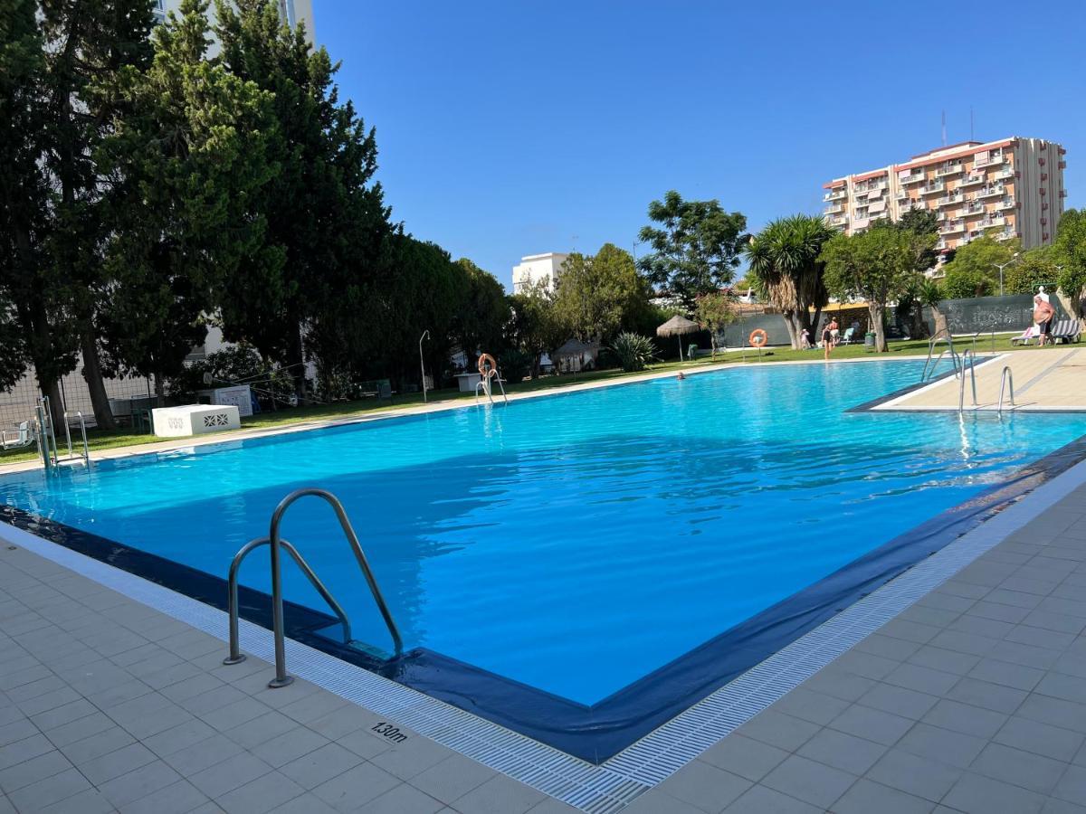 Luxury Bonanza Apartment Benalmadena Bagian luar foto